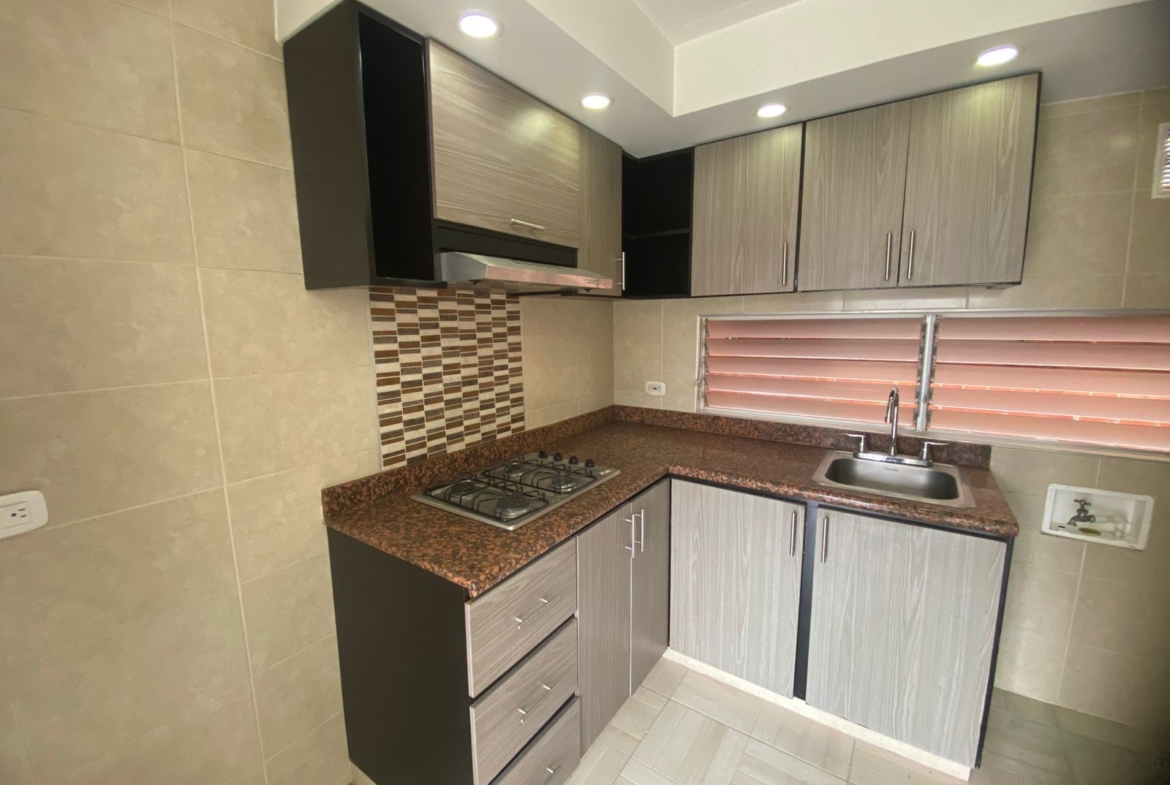 Comodidad, ubicación privilegiada y excelente proyección de valorización 💰 Valor de venta: $250.000.000 — Negociables 📐 Área construida: 60 m² 📍 Ubicación: Conjunto Residencial en Menga, norte de Cali