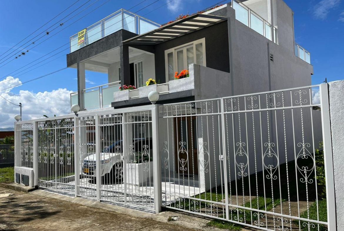 🏡 Casa Finca en Condominio Villas de Calima – Amplia, Natural y Perfecta para el Descanso