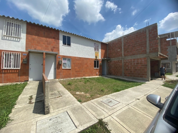 ✅ Disponible para crédito hipotecario o compra de contado. ✅ Documentación al día, lista para escriturar. ✅ Entrega inmediata. ✅ Perfecta para vivir o invertir y generar doble renta. 📈 Mientras muchos esperan “el momento perfecto”, otros ya están invirtiendo en propiedades como esta.